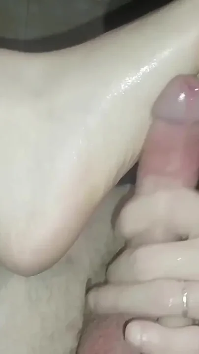 I Do so Much Enjoy It with Footjob and Solesjob Cumshot on Feet