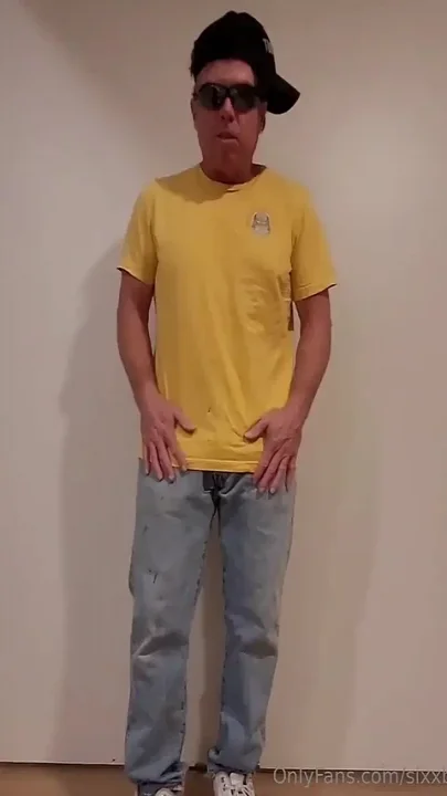 Massive Cock and Balls Escape Siixxbig Jeans