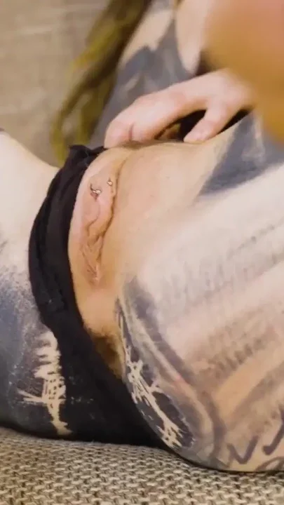 Heavily Tattooed Girl Takes Hard Anal While Getting Fucked Raw Clip 1