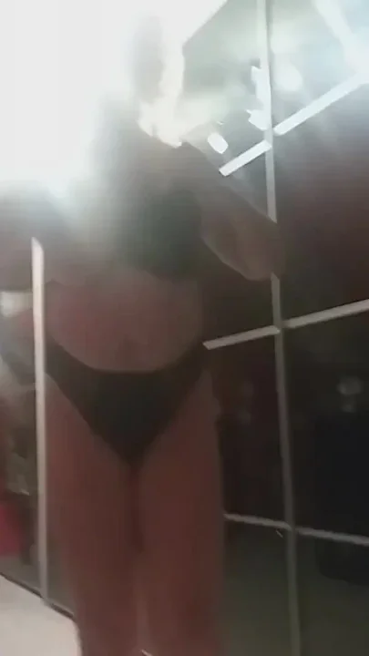 German Granny Wet Blowjob