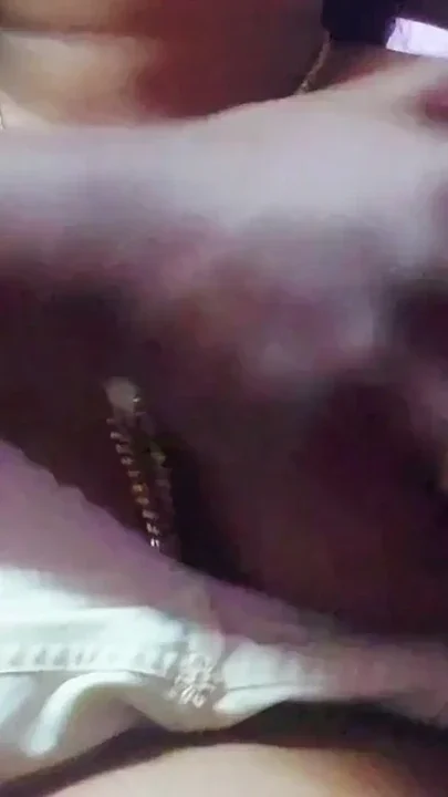 Married bhabhi ko Boss ne choda Clip 1