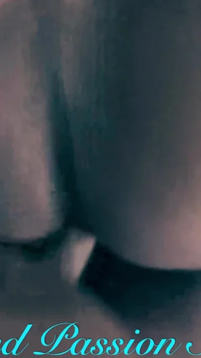 Big Ass Aunty takes backshots the best Clip 1
