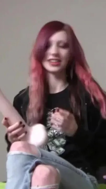 Fetish Girl Cynthia Shows You How Long Should Be a Real Dick