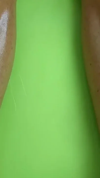 Real Convulsive Squirting Orgasms of a Tied Fitness MILF