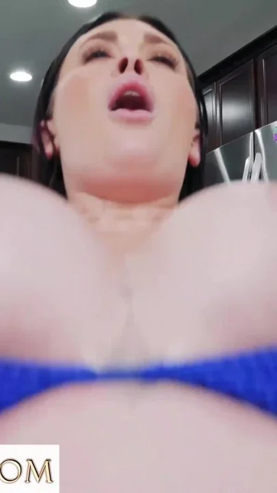 HOUSEOFYRE- Lindsay Lee in Jugs for Wiener Hugs Clip 1