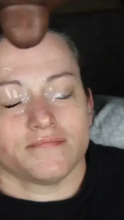 Dirty Dees Getting Her Face Covered Once Again