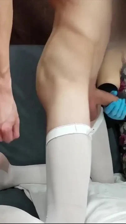 Stepmother Teaches Teenager to Cum Without Hands