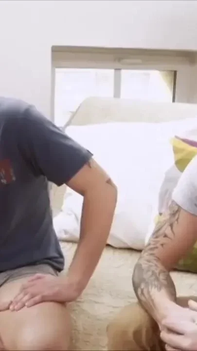 Two sexy straight boys from Praha fucking bareback for new sex experience 5