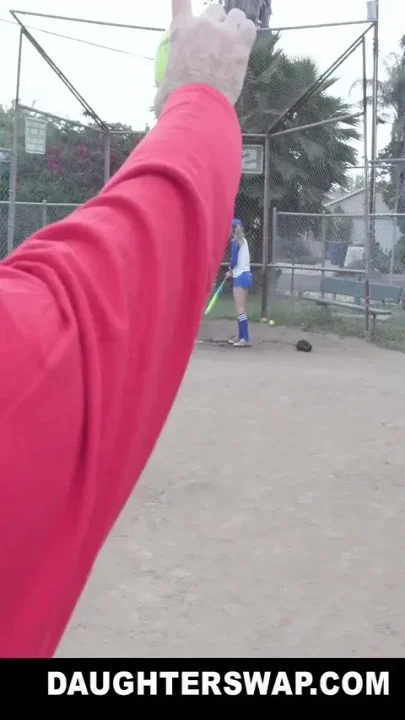 Teen girls BFFs need a softball lesson from dads