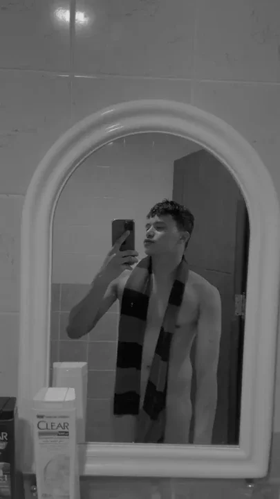 Shown Big Dick after getting shower