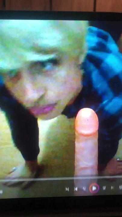 White fembois need to go DEEPER AND DEEPER
