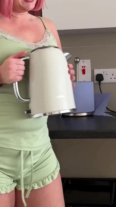 The Kettle Challenge I Couldnt Hold It and Wet My Pants
