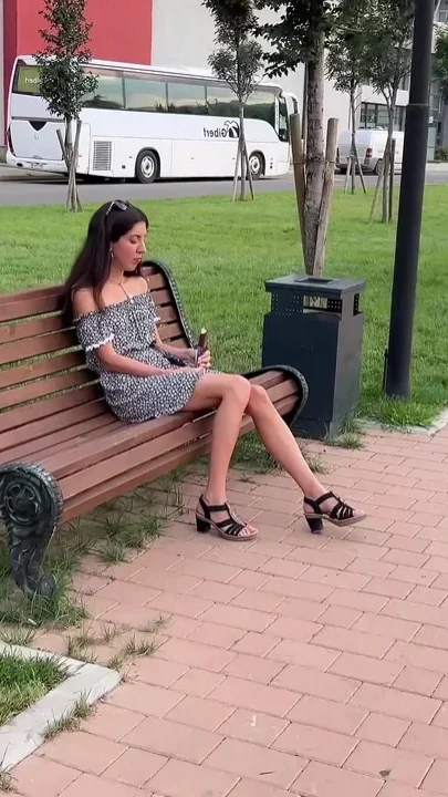 A Cute Girl Came to a Photoshoot Where Her Pussy and Asshole Were Fucked by