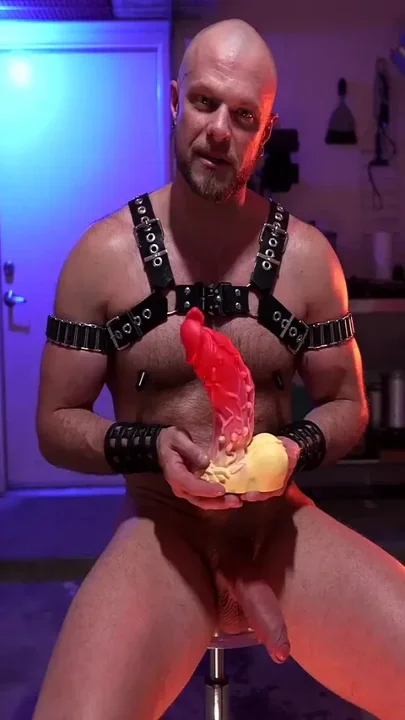 Ass Hole Wrecked by Huge Bowser Toy