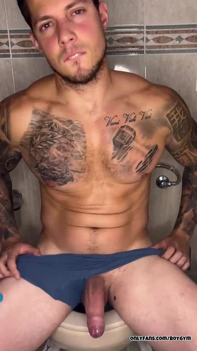 BoyGym Close Cum With No Touch