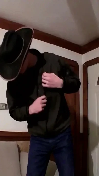 Cowboy Ty Smoke & Stroke