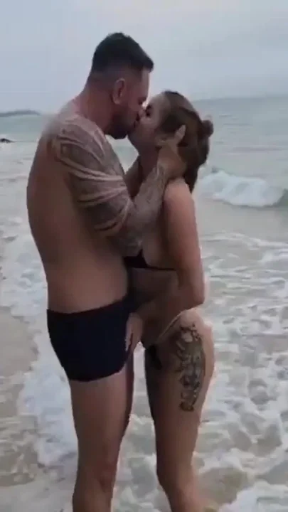 I Took the Hot Girl to the Beach We Started to Make Out and We Fucked Right There