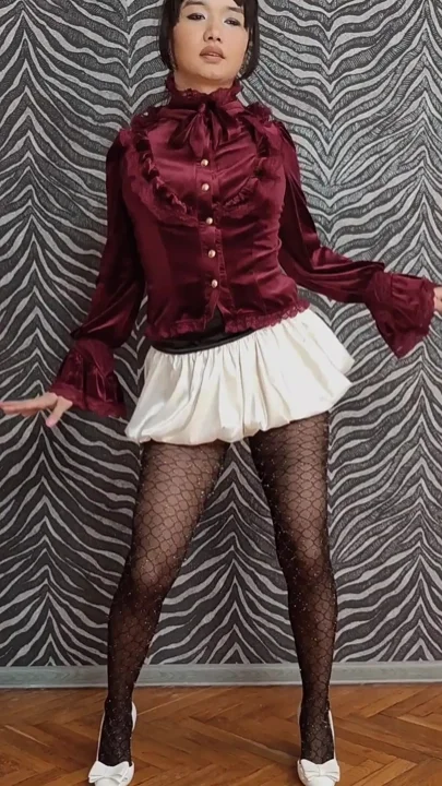 Ponny Letany Dancing and Showing Her Sweet Ass and Sexy Legs in High Heels