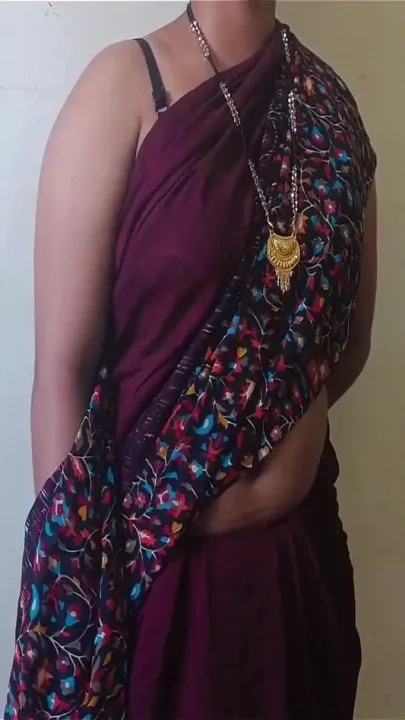 Hot Indian Desi Village Bhabhi
