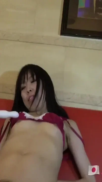 Slender Japanese cougar gives us her hairy pussy