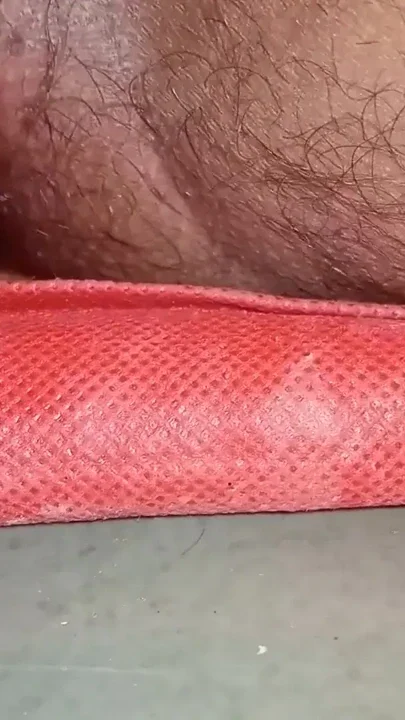 gharpe koy nahi tha to video banaliya apne dewar ka Clip 2