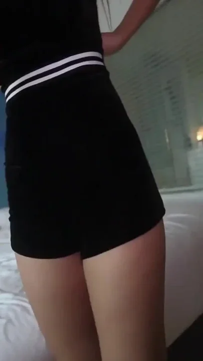 Thai girl so damn fine