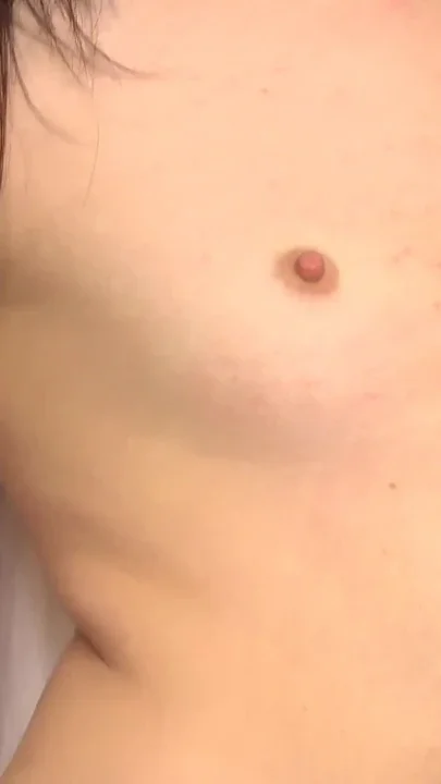 Cute newbie fingering her tight cunt