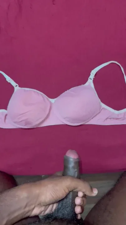 Cum shot in gf's braa
