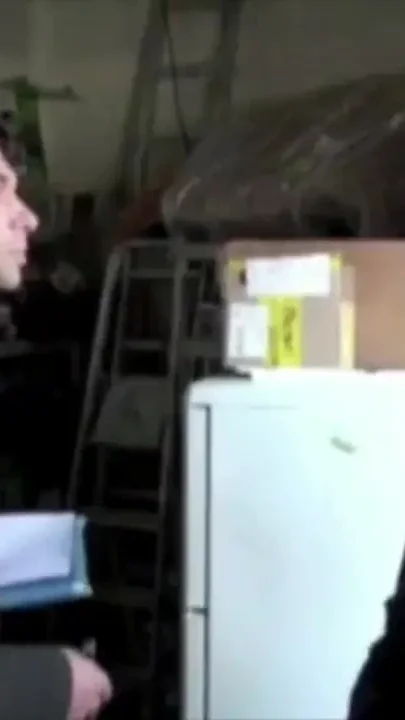 Two comercial workers fuck in suit and class at work