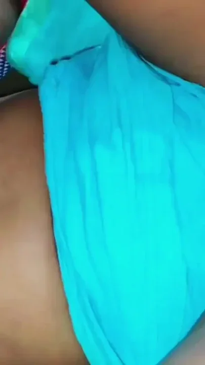 Big size doodh wali biwi ka pati ne boobs daba ke chut me lund dal diyadesi
