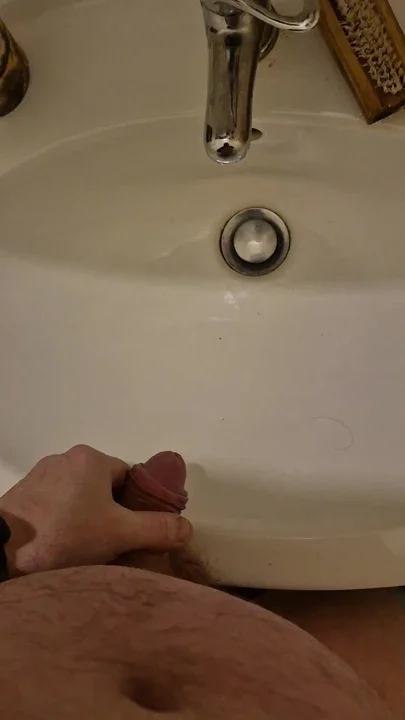 Pissing in the sink - who provides his mouth