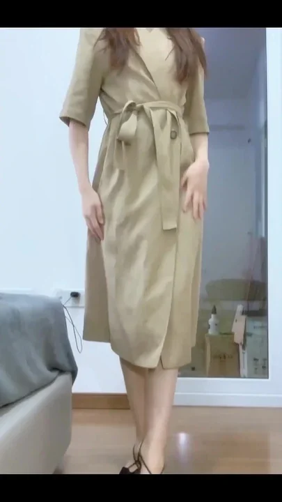Seamless Silk Masturbation
