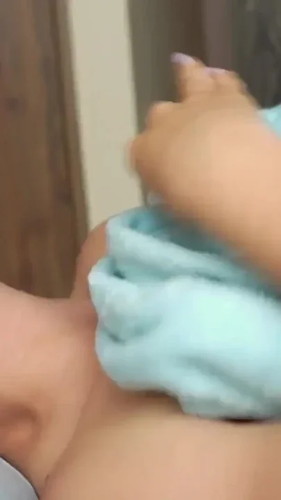 Sharing the bed with little stepsister on vacation Clip 1