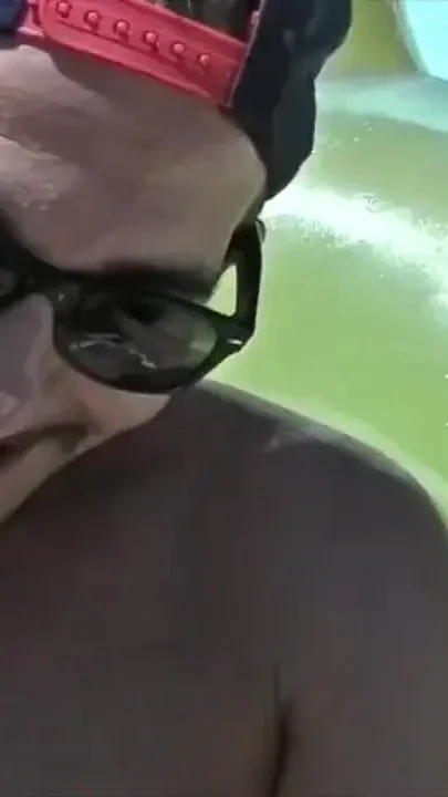 Jess fucked bareback by the big cock fo flo
