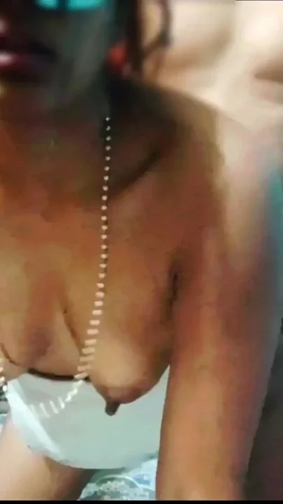 Desi aunty simran sex with uncle Clip 1