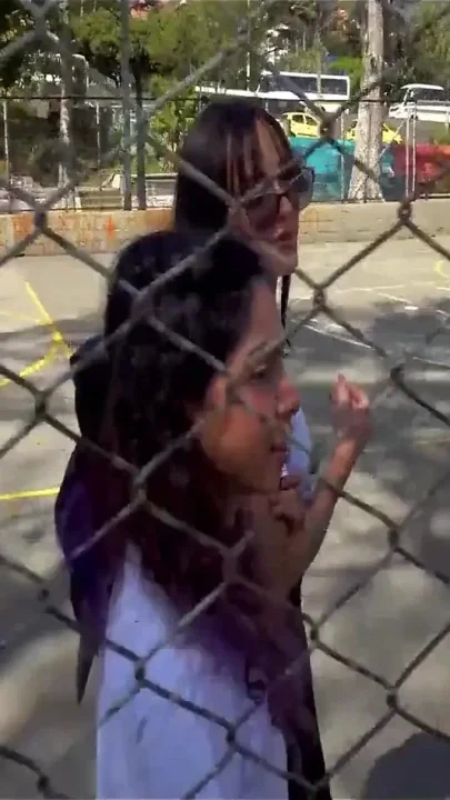 My Rebellious Friend Gets Me to Escape From Class and We Have Fun Playing Scissors