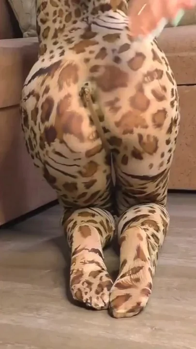 Sexy babe in pajamas sensual sucking dick and had cowgirl sex