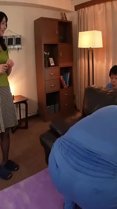 Risky Desire Rises as a Taken Curvy Wife Reveals Her Bold Overwhelming Presence -part4