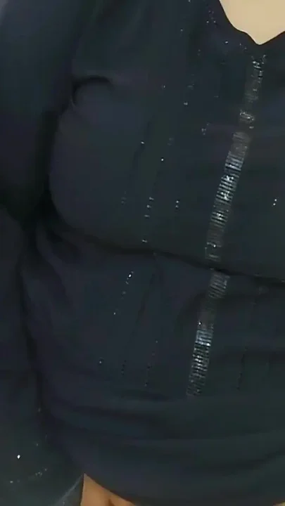 Arab Solo Stepmom Finger Fuck & Cum Load on Her Abaya