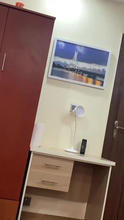 Black Guys Lodge in a Hotel Just to Fuck
