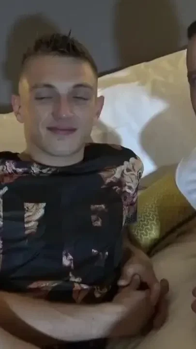 Romantik fucked by the pornstra Tom Hamon