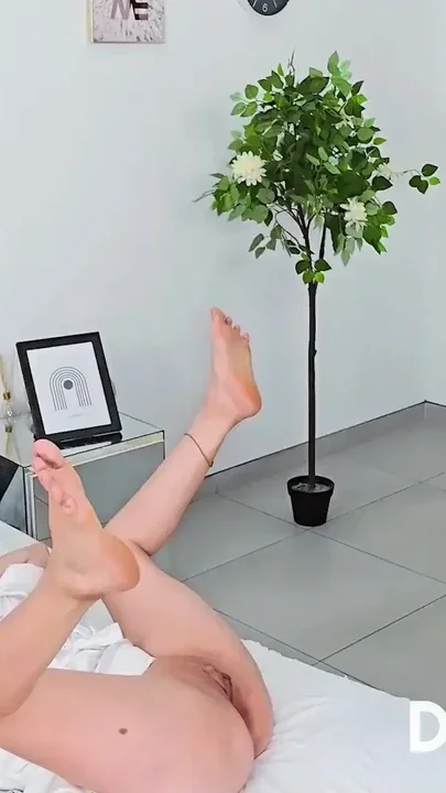 I MASTURBATE MY STEPSON NEXT TO MY HUSBAND I MAKE HIM CUM AND THEN I GIVE HIM MY