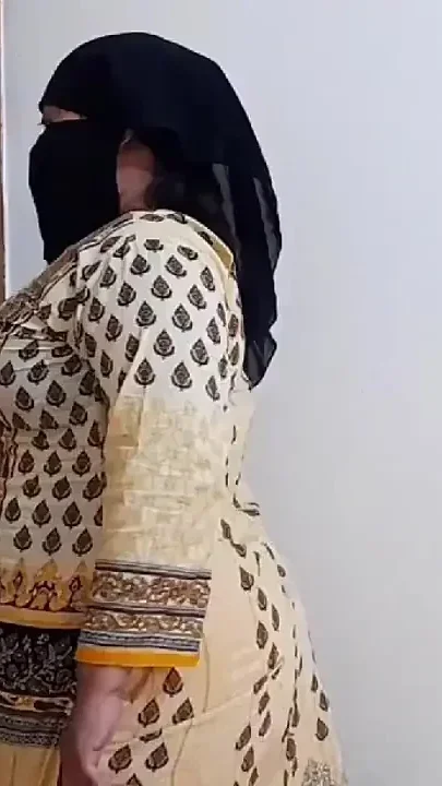 Indian Desi Big Ass Maid Fucked by Boss