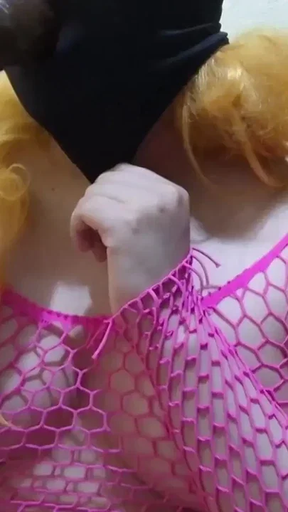 My first time Giving a Blowjob and Eating Cum with a BDSM blind mask Clip 1