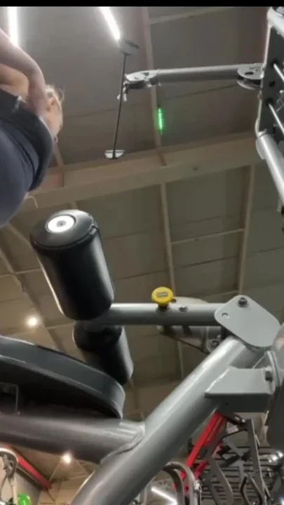 Crazy fucking in the gym Clip 2