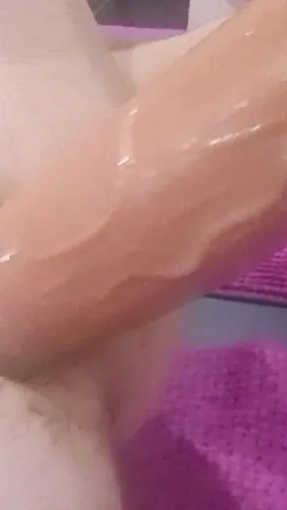 Sloppy big dildo anal with lots of gaping