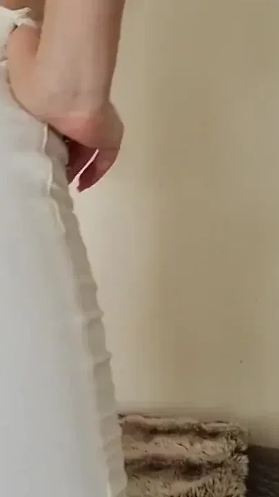 Brit Babe Fucks Herself with Dildo