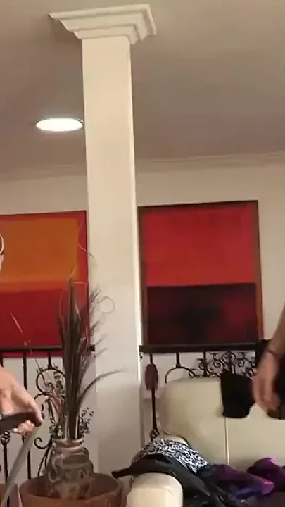 Two Young Horny Doing a Scissor Possesion