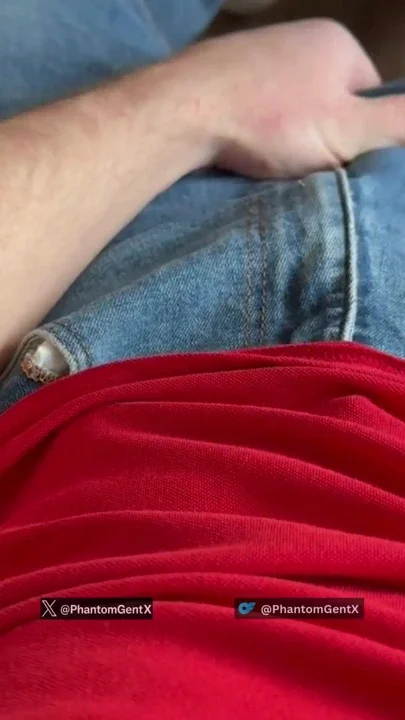 Rubs his glans horny - PhantomGentX