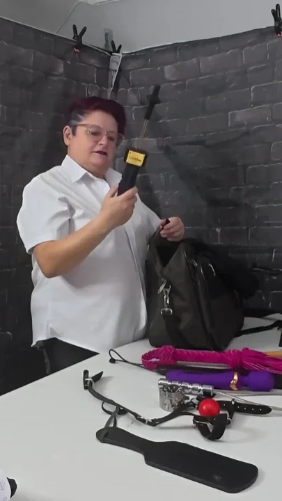 Sargent Izar does a Search on suspect latex bubble Clip 1